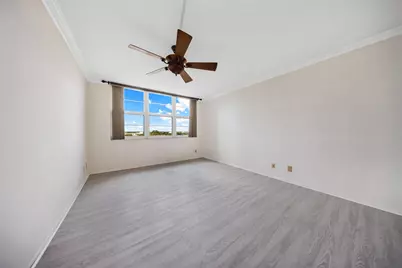 625 Oaks Drive #802, Pompano Beach, FL 33069 - Photo 19