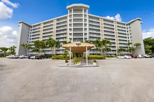 625 Oaks Dr, Pompano Beach, FL 33069 - Photo 29