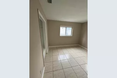 5215 NW 16th Street, Lauderhill, FL 33313 - Photo 11