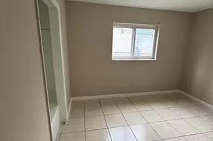 5215 NW 16th St, Lauderhill, FL 33313 - Photo 11
