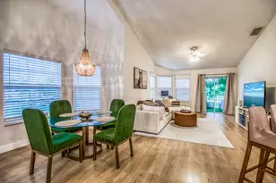 302 Muirfield Ct, Jupiter, FL 33458 - Photo 3