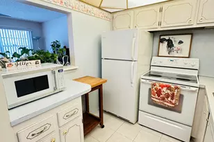 2079 Harwood F, Deerfield Beach, FL 33442 - Photo 11