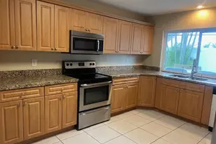 7187 Thompson Rd, Boynton Beach, FL 33426 - Photo 3