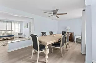 742 Laurel Dr, West Palm Beach, FL 33403 - Photo 7
