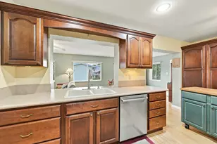 6706 NW 71st Ct, Tamarac, FL 33321 - Photo 9
