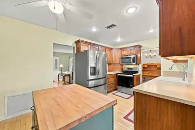 6706 NW 71st Court, Tamarac, FL 33321 - Photo 11