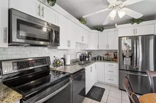 3940 NW 42nd Ave, Lauderdale Lakes, FL 33319 - Photo 11