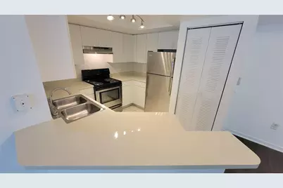 4175 N Haverhill Road #903, West Palm Beach, FL 33417 - Photo 13