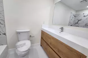 2011 NW 46th Ave, Lauderhill, FL 33313 - Photo 9