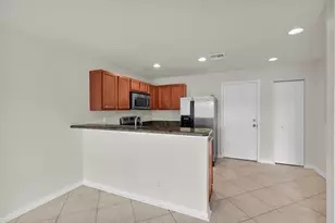5313 SE Jennings Ln, Stuart, FL 34997 - Photo 11