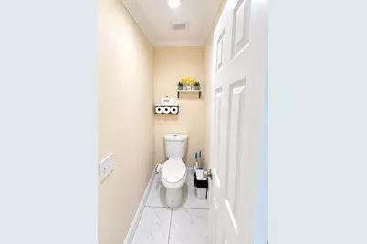 76 Plantation Boulevard, Lake Worth, FL 33467 - Photo 13