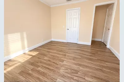 76 Plantation Boulevard, Lake Worth, FL 33467 - Photo 15