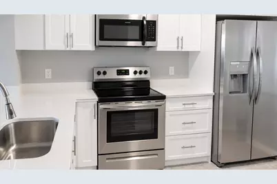 3050 Presidential Way #206, West Palm Beach, FL 33401 - Photo 3