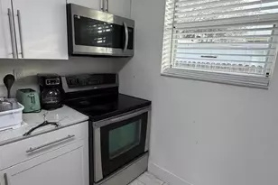 1861 NE 161st St, North Miami Beach, FL 33162 - Photo 7