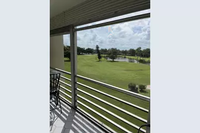 3871 Via Poinciana #402, Lake Worth, FL 33467 - Photo 15