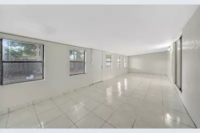 310 SW 78th Terrace, North Lauderdale, FL 33068 - Photo 17