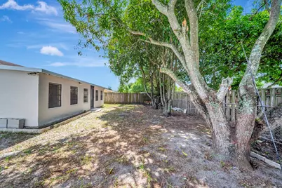 310 SW 78th Terrace, North Lauderdale, FL 33068 - Photo 37