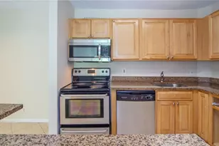 10701 Cleary Blvd, Plantation, FL 33324 - Photo 5