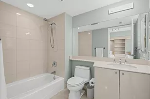 411 N New River Dr E, Fort Lauderdale, FL 33301 - Photo 29