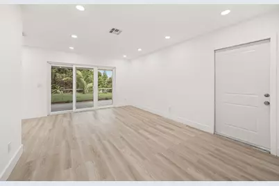 5965 Caribbean Boulevard, West Palm Beach, FL 33407 - Photo 3