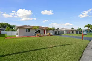 9704 NW 67th St, Tamarac, FL 33321 - Photo 29