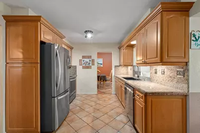9704 NW 67th Street, Tamarac, FL 33321 - Photo 7