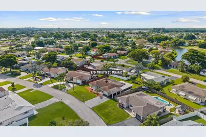 9704 NW 67th Street, Tamarac, FL 33321 - Photo 37