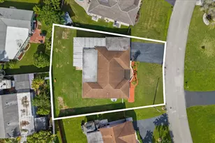 9704 NW 67th St, Tamarac, FL 33321 - Photo 47