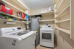 9704 NW 67th St, Tamarac, FL 33321 - Photo 23