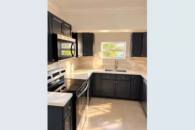 3851 NE 14th Avenue, Pompano Beach, FL 33064 - Photo 7
