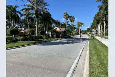 9678 Harbour Lake Circle, Boynton Beach, FL 33437 - Photo 53