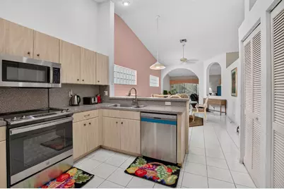 9678 Harbour Lake Circle, Boynton Beach, FL 33437 - Photo 25
