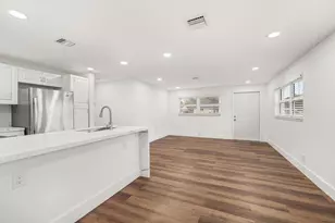 5295 Helene Pl, West Palm Beach, FL 33407 - Photo 5