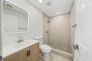 5295 Helene Pl, West Palm Beach, FL 33407 - Photo 11