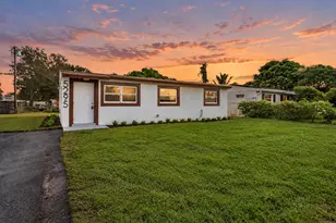 5295 Helene Pl, West Palm Beach, FL 33407 - Photo 1