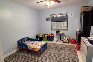 534 Springdale Cir, Palm Springs, FL 33461 - Photo 9