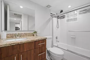 485 N Pine Island Rd, Plantation, FL 33324 - Photo 13