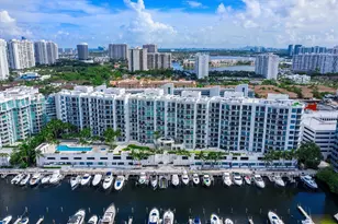 3029 NE 188th St, Aventura, FL 33180 - Photo 43