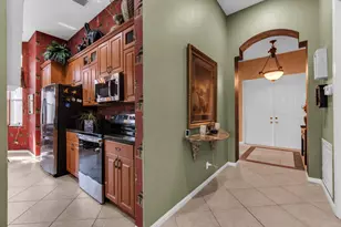 9944 Mantova Dr, Lake Worth, FL 33467 - Photo 5
