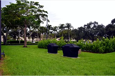 5900 Camino Del Sol #302, Boca Raton, FL 33433 - Photo 23