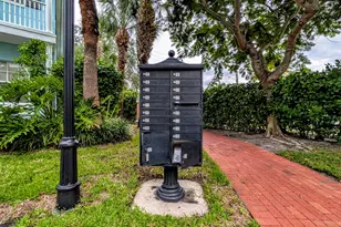 1009 W Heritage Club Cir, Delray Beach, FL 33483 - Photo 57