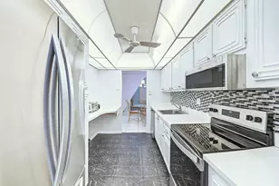 7051 Environ Blvd, Lauderhill, FL 33319 - Photo 9