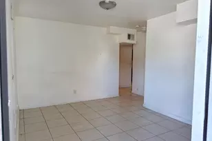 635 NW 22nd Rd, Fort Lauderdale, FL 33311 - Photo 9