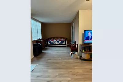1000 Colony Point Circle #404, Pembroke Pines, FL 33026 - Photo 5
