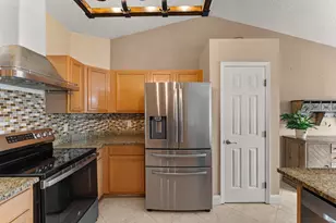674 SW Lucero Dr, Port Saint Lucie, FL 34983 - Photo 23