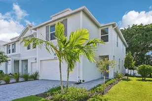 636 Salisbury Cir, Fort Pierce, FL 34982 - Photo 1