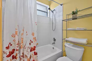 672 Gazetta Way, West Palm Beach, FL 33413 - Photo 19