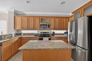 672 Gazetta Way, West Palm Beach, FL 33413 - Photo 25