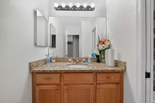 672 Gazetta Way, West Palm Beach, FL 33413 - Photo 41
