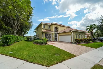 672 Gazetta Way, West Palm Beach, FL 33413 - Photo 9